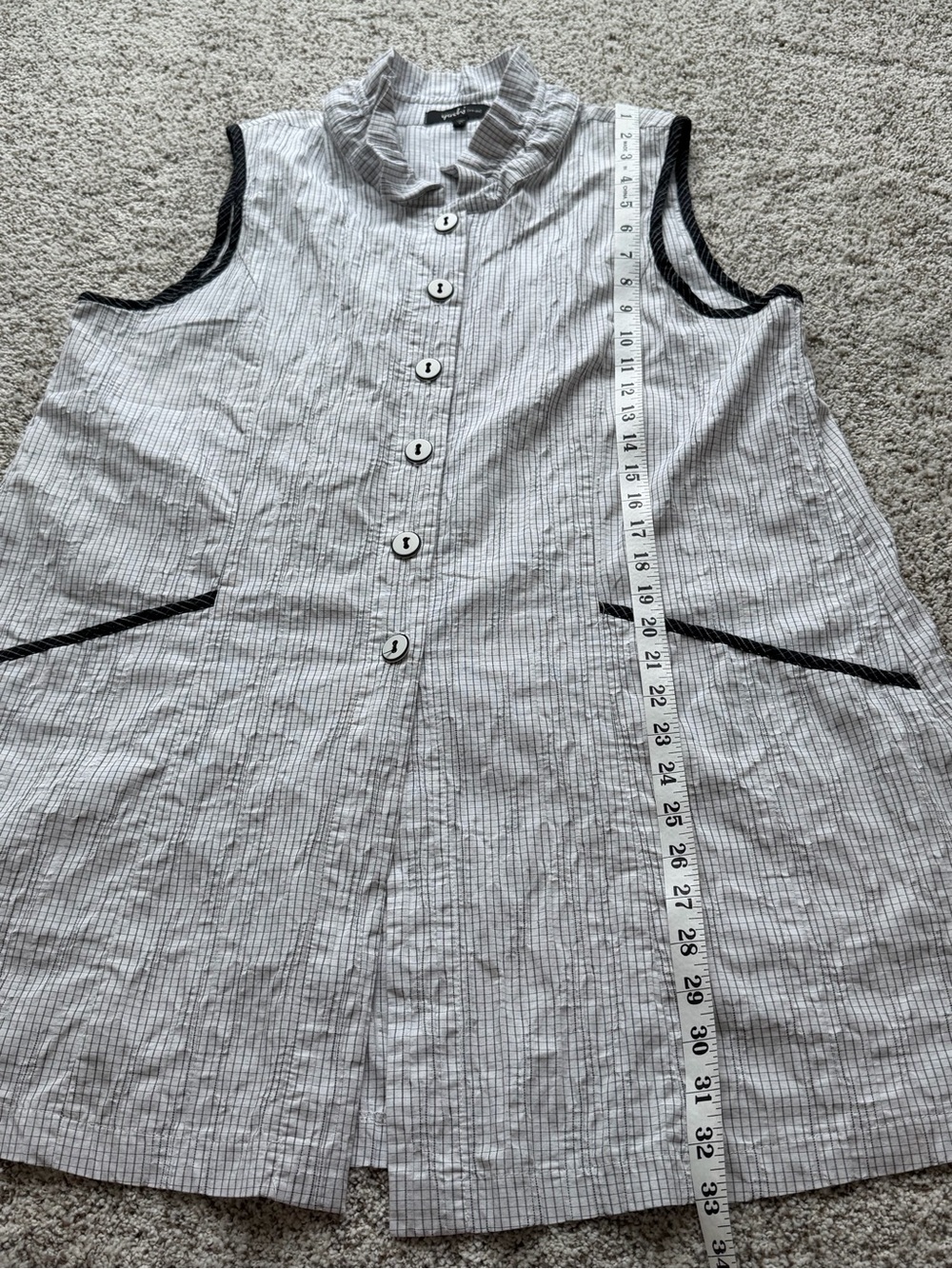 Yushi Made in USA Crinkle Check Tunic Top L White Black Sleeveless Front Pockets - Picture 10 of 11